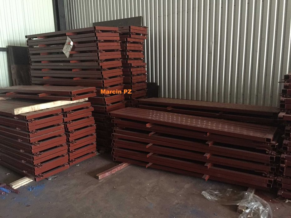 Burty ściany boki do przyczepy D-47 D-35 D-50 D-732