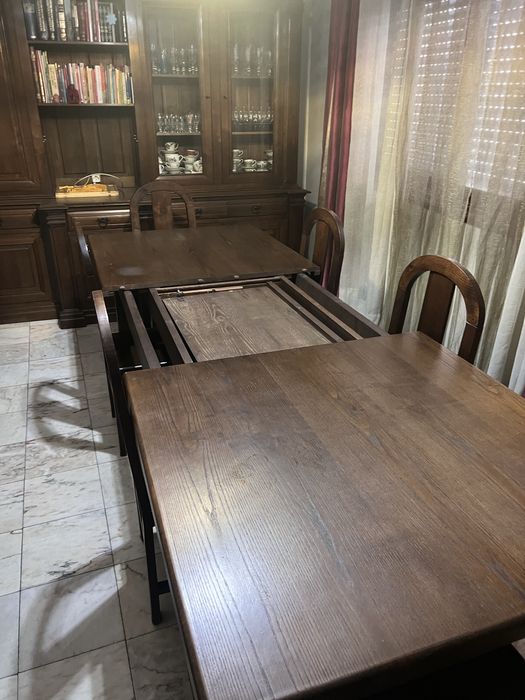 Mesa de Jantar em Madeira