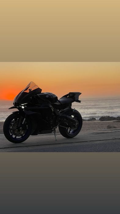 Yamaha YZF  R1