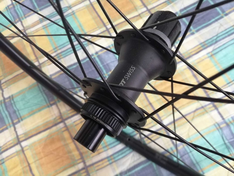 Rodas de estrada DT Swiss Endurance LN - p/discos (NOVAS!)