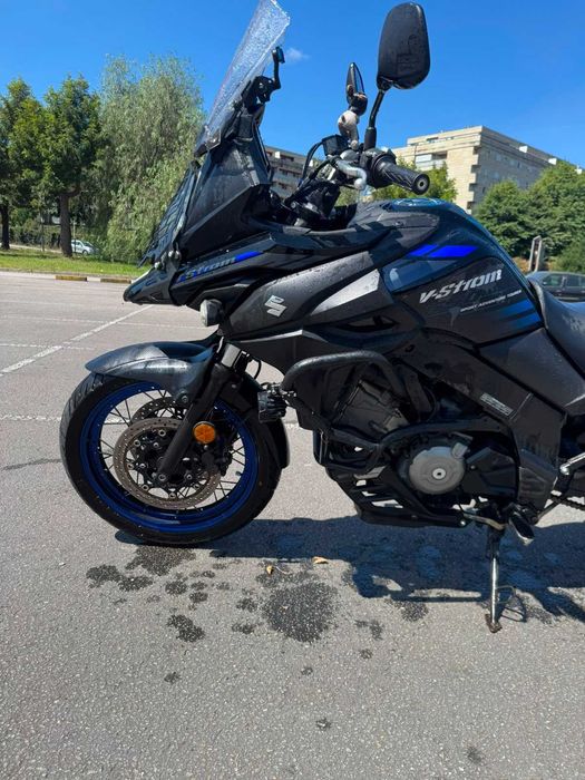 Suzuki Vstrom 650 XT - Ano 2022