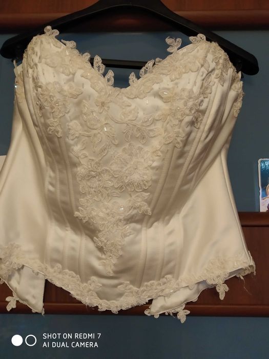 Suknia ślubna rozmiar 36