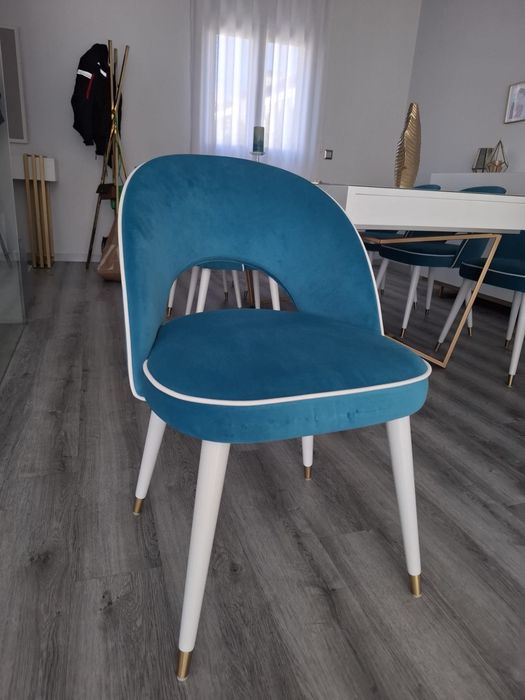 Sala de jantar completa nova com 8 cadeiras