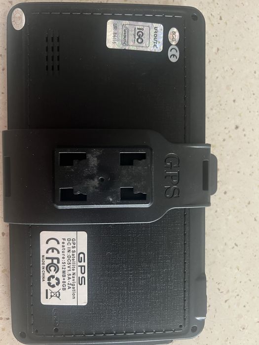 Nawigacja GPS UROUTE 7” 8GB + uchwyt i ładowarka