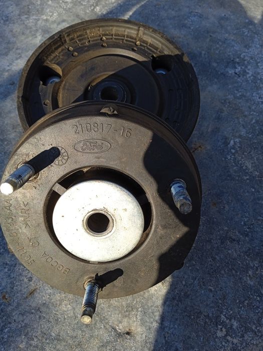 Опора переднього амортизатора Форд транзит