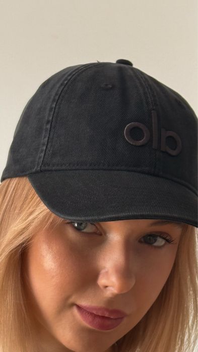 Кепка Alo Yoga Washed Off Duty (ОРИГІНАЛ) вінтажний чорний, пісочний