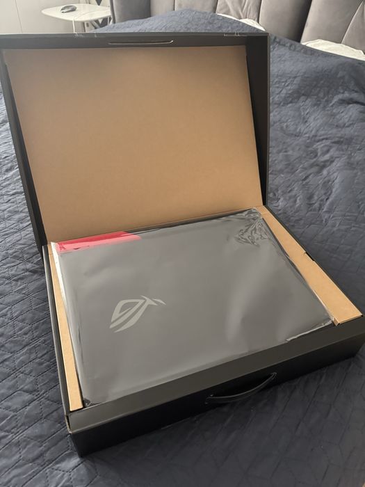 Asus Rog Strix G17 Ігровий ноутбук 17 дюймів