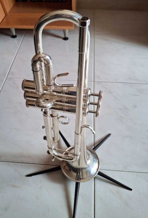 Trompete Vicent Bach VB1