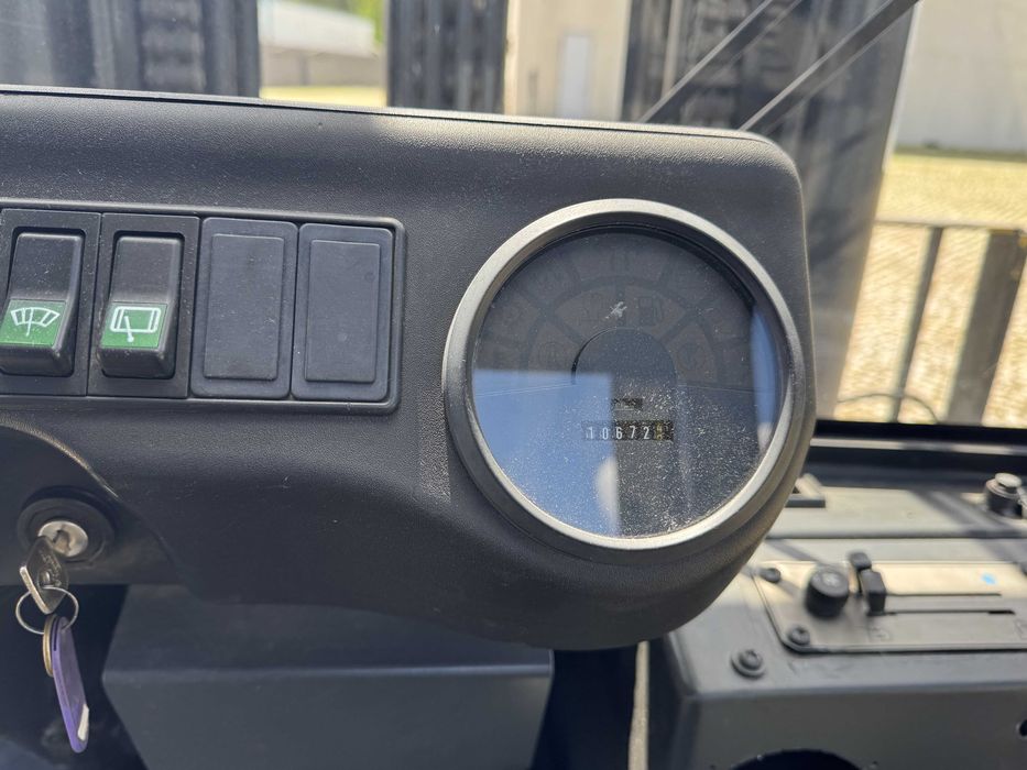 Linde H70D-02 7000 kg 2001 Empilhador Diesel