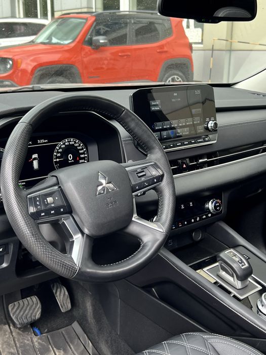 Продам Mitsubishi Новый!