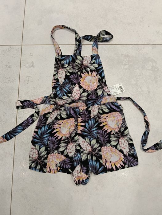 Letni kombinezon / szorty ogrodniczki H&M