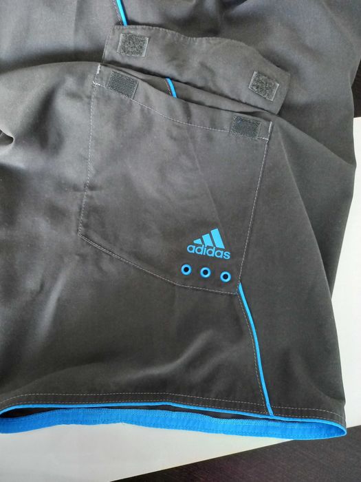 Adidas р. L - XL 48 - 50 пляжные  спортивные шорты