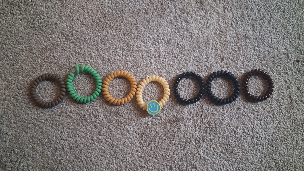 Резинки для волосся