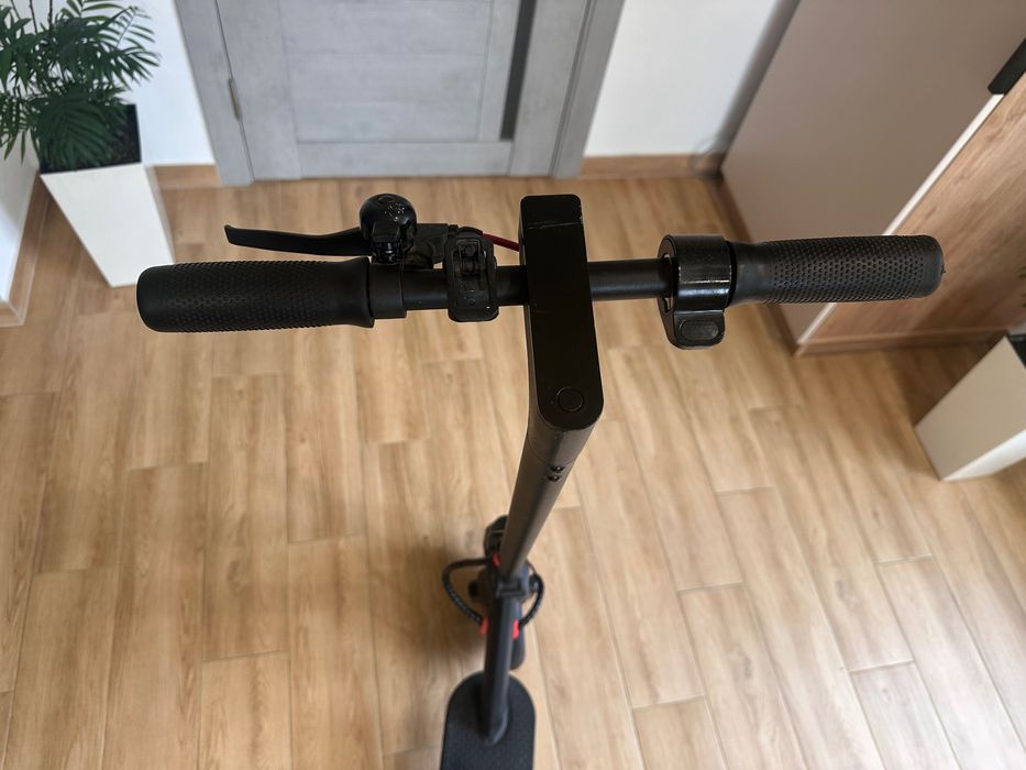 Продам електросамокат Crosser E9 Чорний