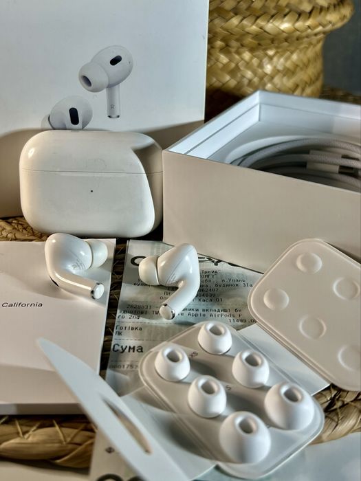 Apple AirPods Pro 2