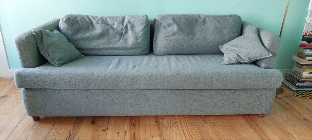 Sofa sob medida e de boa qualidade limpo mas usado
