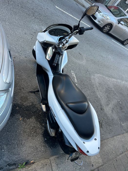 Vendo Pcx 2011 em muito bom estado
