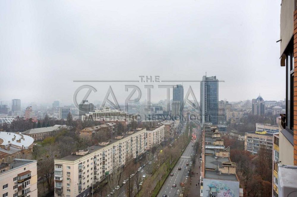 Продаж 3к квартири,  бульв. Лесі Українки, Печерськ
