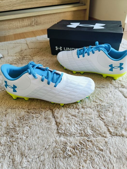 Korki under armour nowe buty piłkarskie