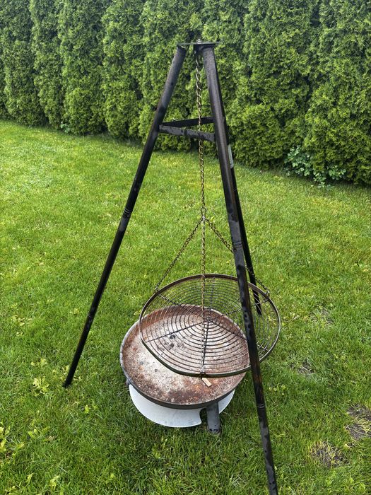 Grill wiszący używany