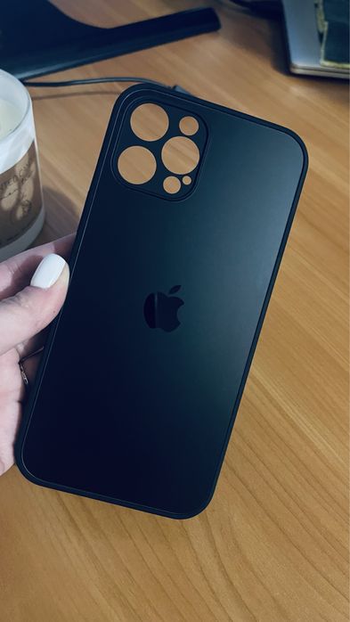 Скляний матовий чохол для iphone 12 pro max в чорному кольорі
