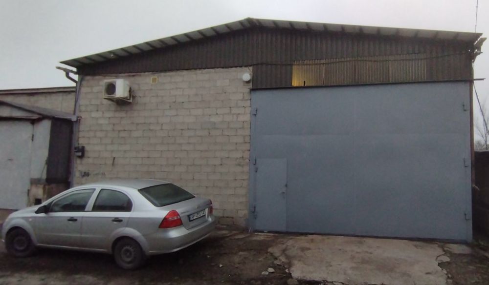 Оренда Гараж Склад Бокс Приміщення Парковка в центрі міста