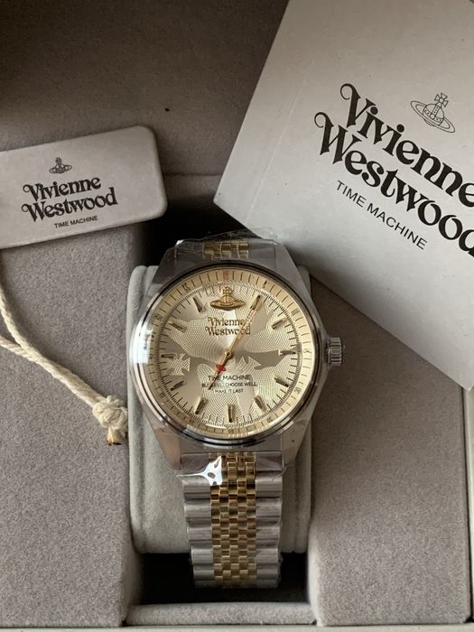 Новий годинник Vivienne Westwood