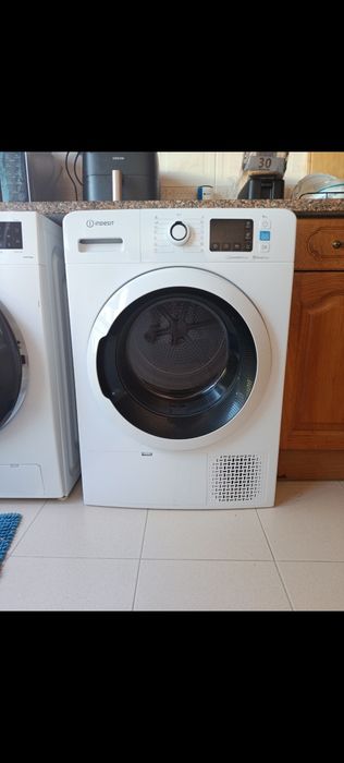 Maquina de secar  Indesit