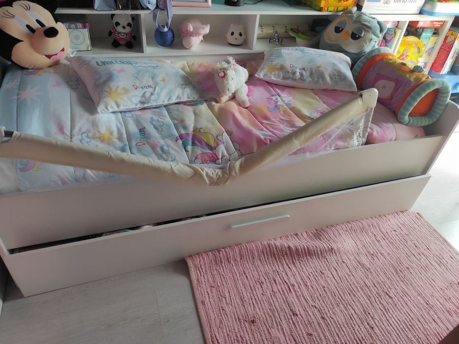 Cama individual com gavetão grande (como nova)