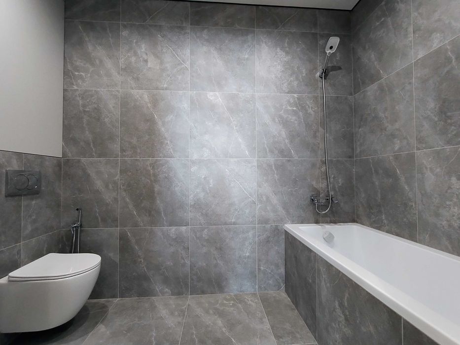 ЖК Варшавський 2, 3к квартира з ремонтом. Олександра Олеся 9-А