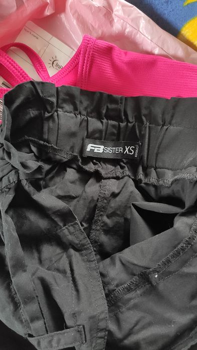 Spodenki z wysokim stanem FB Sister rozmiar XS