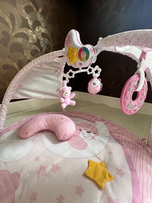 Розвиваючий килимок з проектором-нічником 3 в 1 Chicco Enjoy Colours