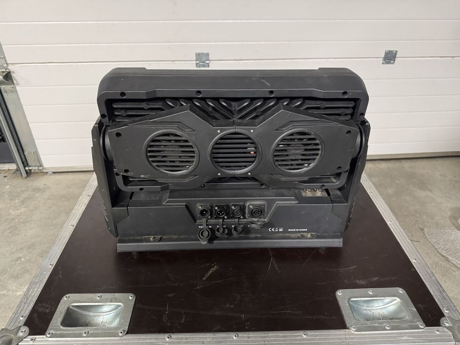 Naświetlacz 60x15w RGBW IP