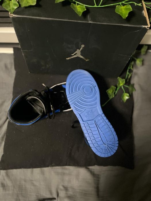 Nike AIR JORDAN 1 MID (GS) size 40