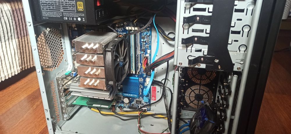 Komputer Stacjonarny + monitor