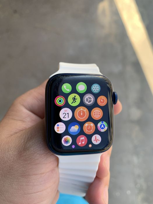 Apple Watch 6 series 44 mm