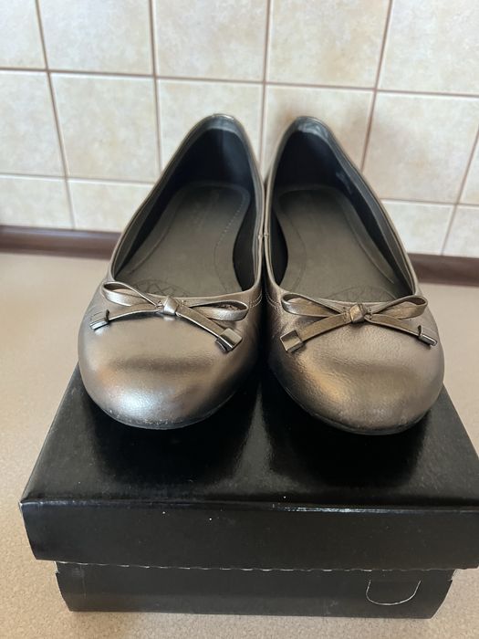 Балетки жіночі шкіряні в цікавому кольорі