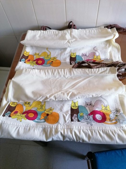 Cortinados para cozinha ou quarto