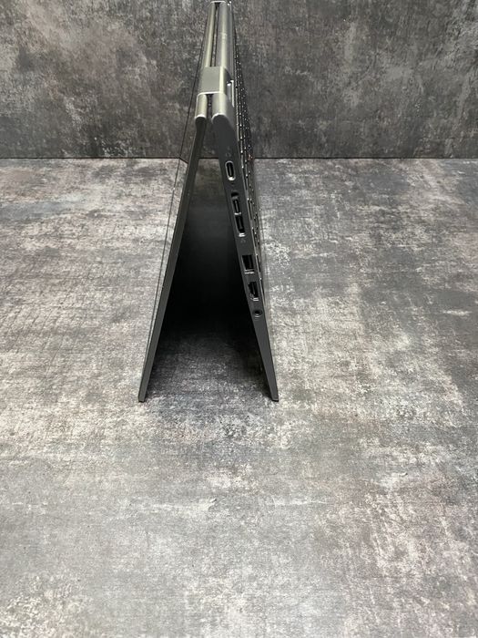 Lenovo ThinkPad X1 Yoga 5 Gen i7-10610u 16Gb 256Gb FHD IPS 14” + LTE