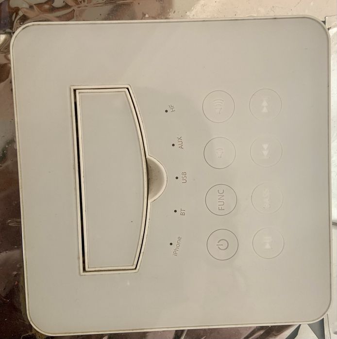 Sofá Modular LA SÉNIA com sistema de som e ligacao IPhone