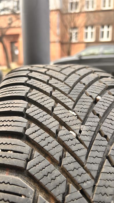 Felgi z oponami zimowymi