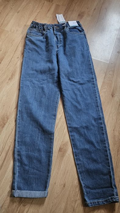 Jeansy  dziewczęce nowe 158