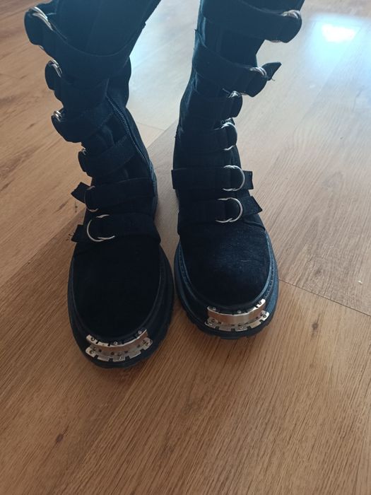 Buty damskie wysokie