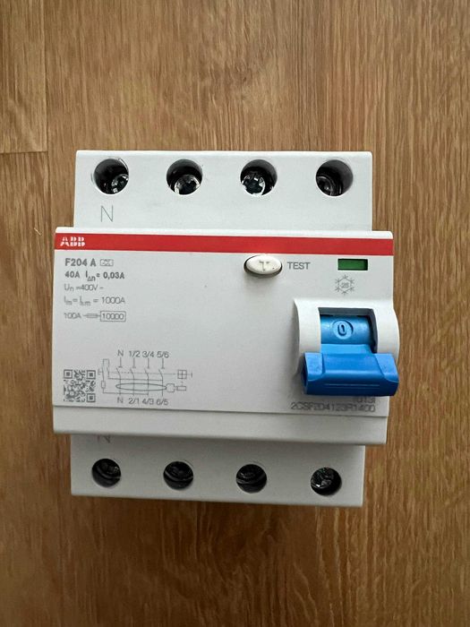 Interruptor Diferencial ABB F204 A-40/0.03-L