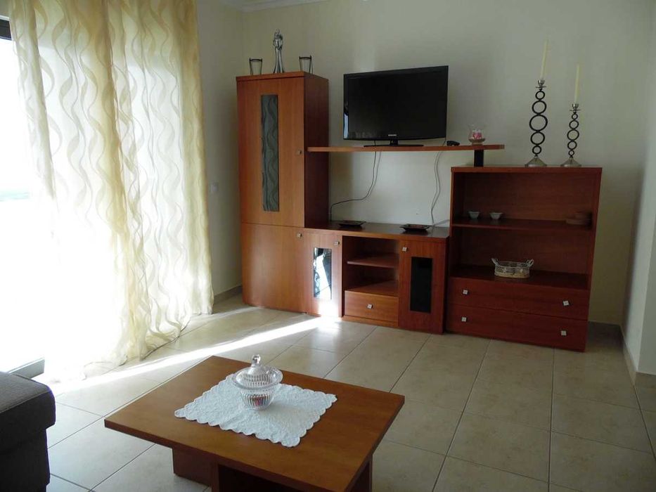 CASA DUBBAI - T2, a Pé para a praia 100mts + Central - QUARTEIRA