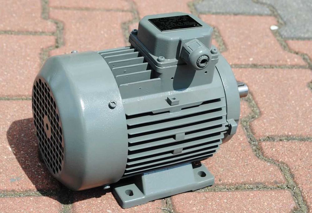 Silnik elektryczny 0.75kw. 1400obr./min.. Atb