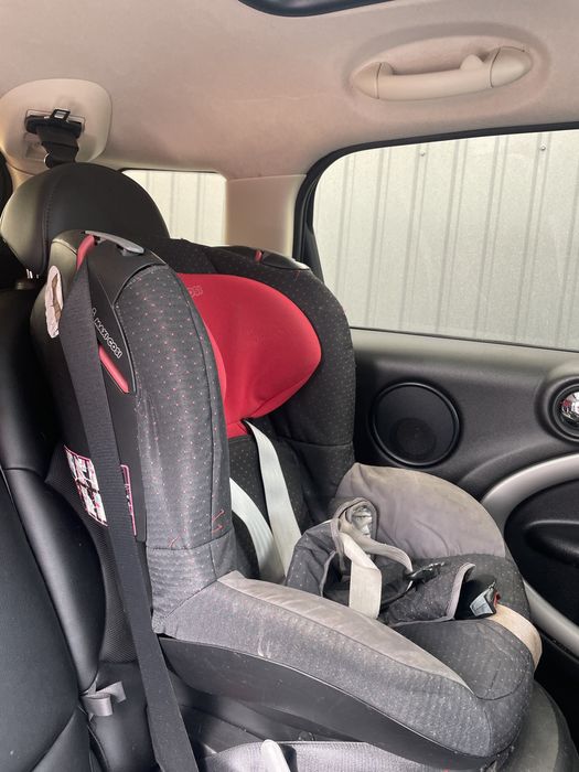 Автокрісло maxi-cosi