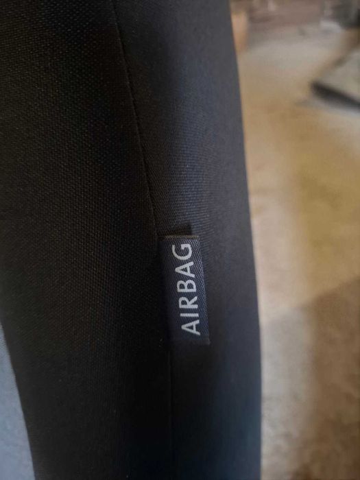 Передні сіденіє Т6