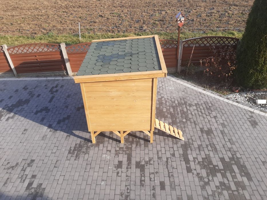 Kurnik dla kur drewniany
