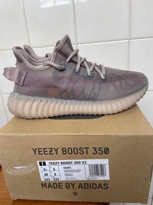 Tenis adidas yeezy mulher